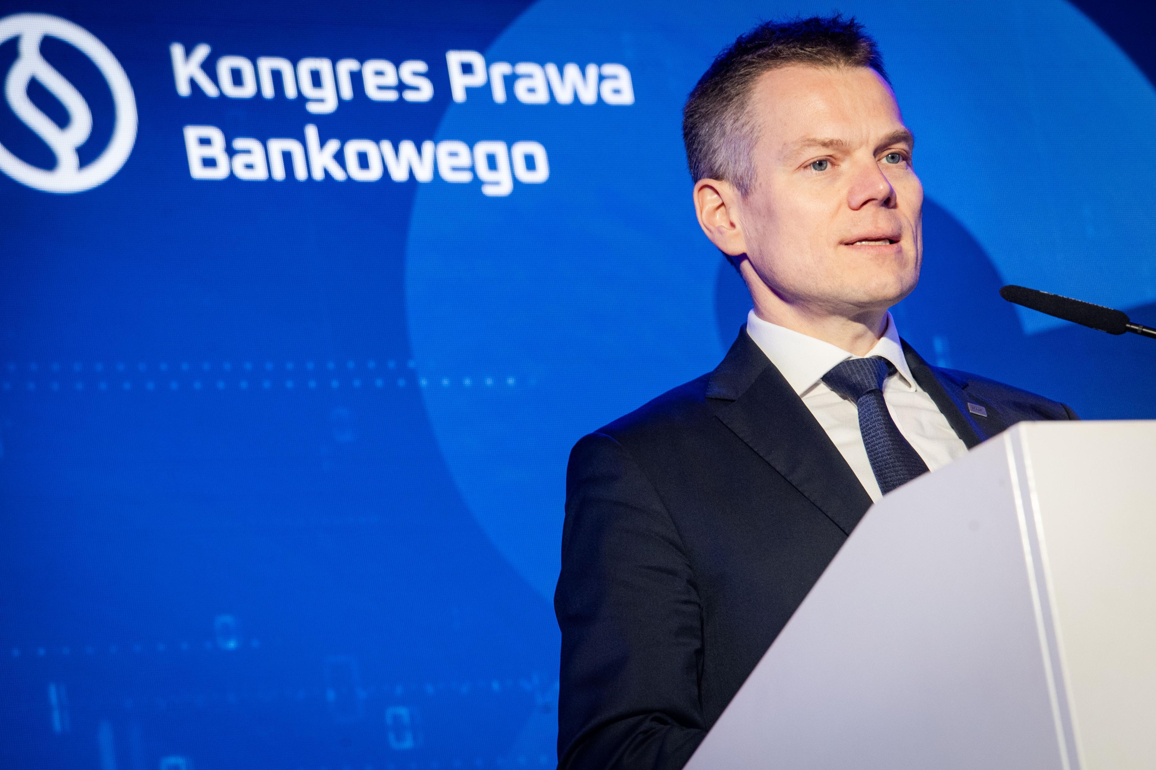 Jacek Jastrzębski - blue background