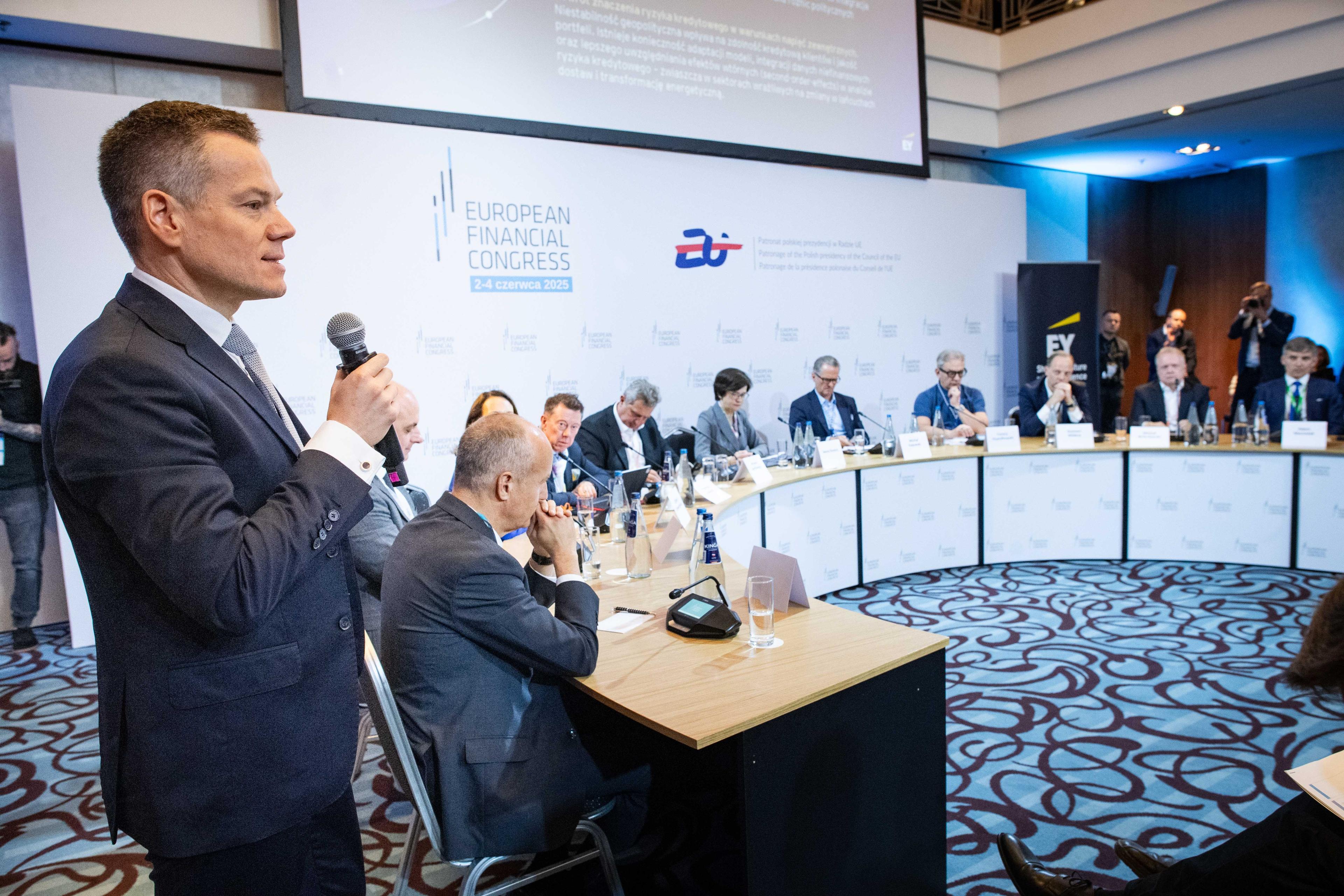 Jacek Jastrzębski with microphone