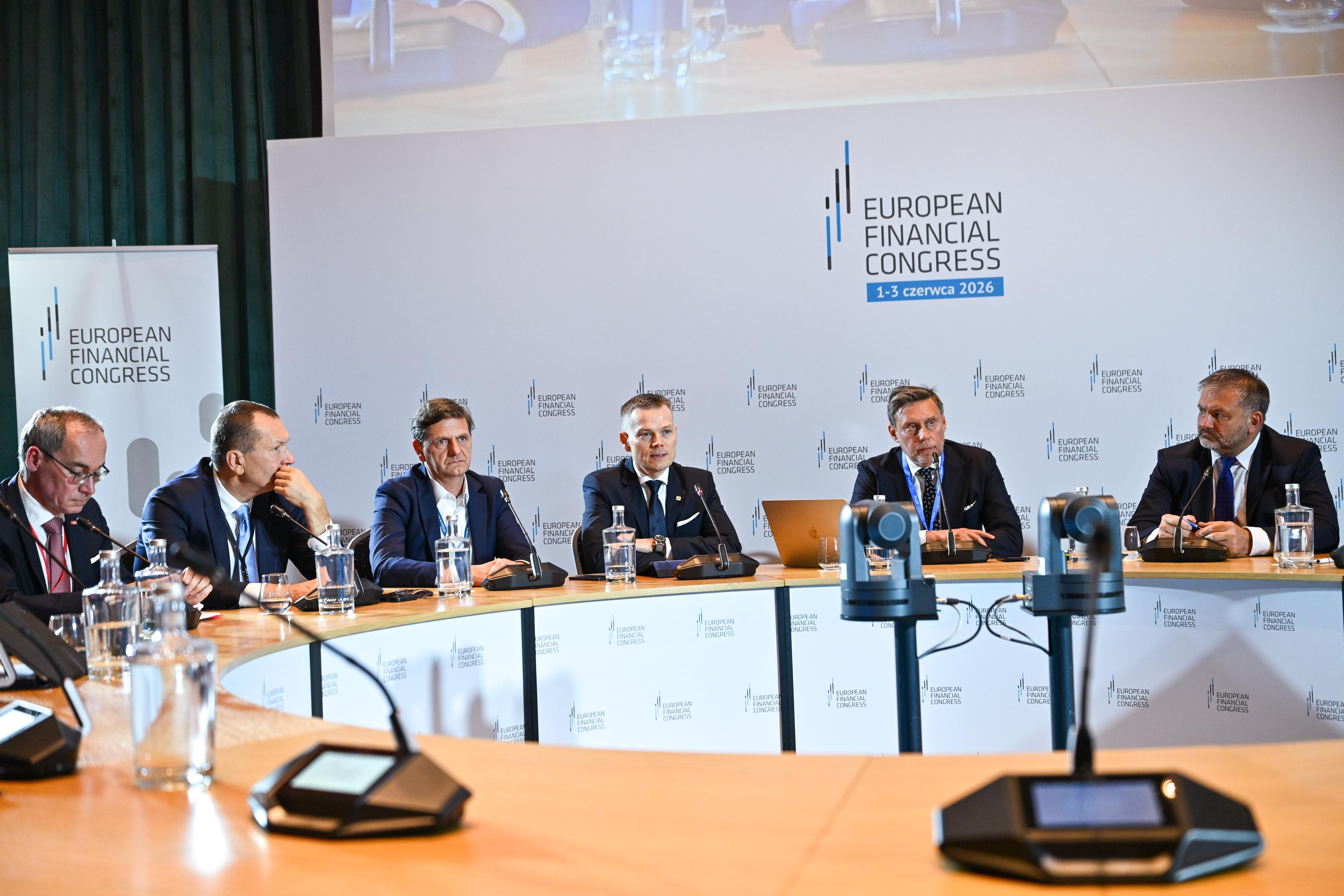 Jacek Jastrzębski wziął udział w posiedzeniu Okrągłego Stołu ds. Ryzyk Prawnych Rynku Finansowego EKF