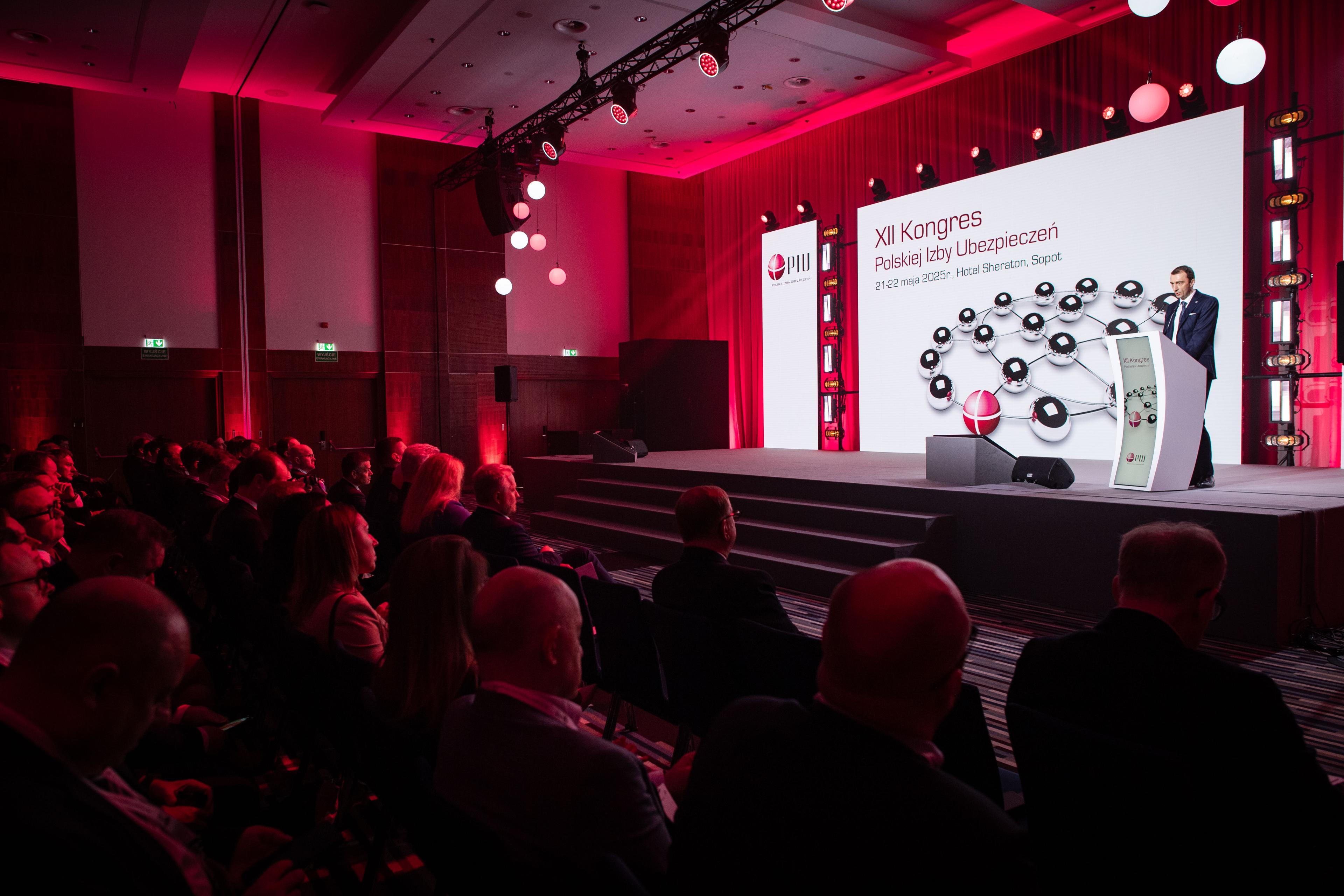 Krystian Wiercioch on stage and auditorium