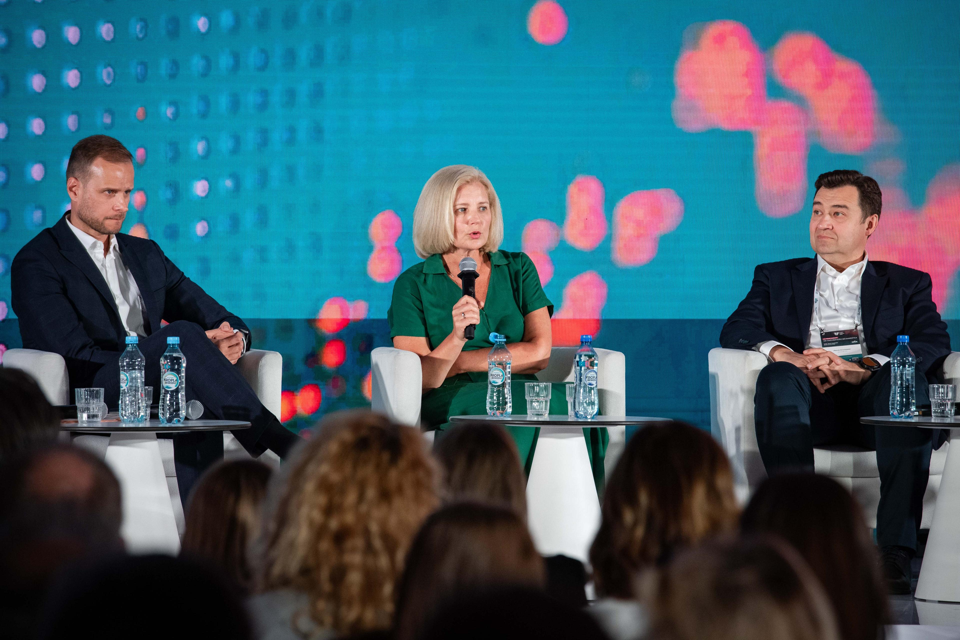 Representatives of the UKNF at 19th IZFiA Forum 7