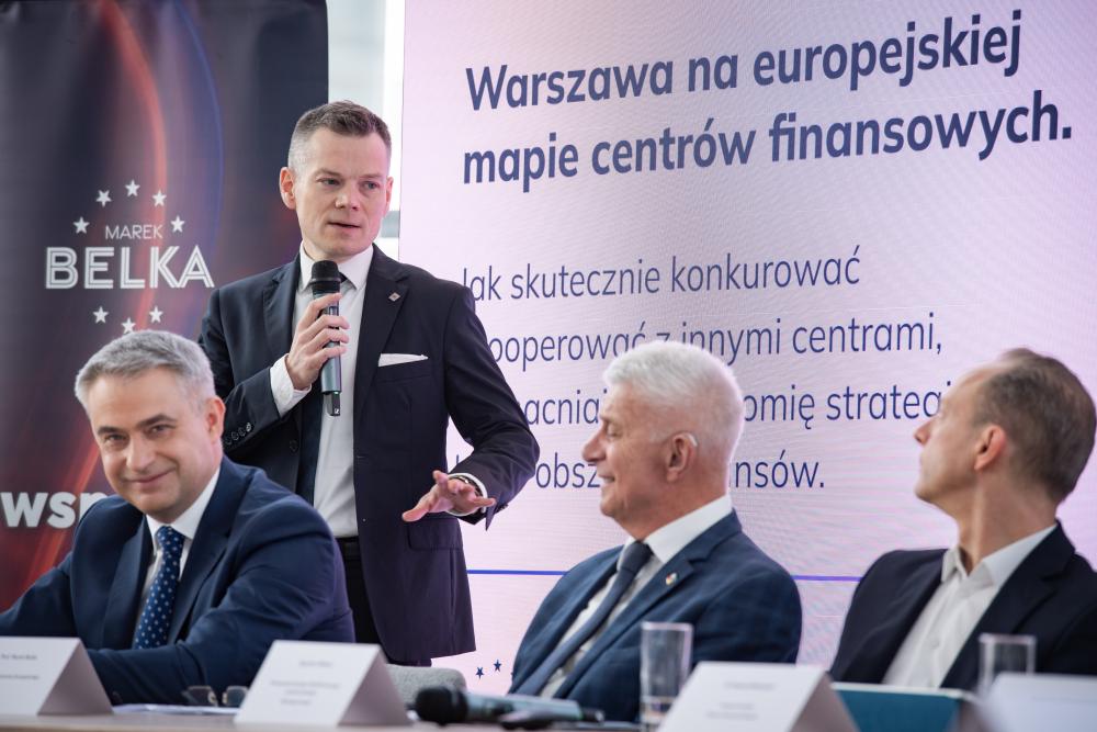 Jacek_Jastrzebski_na_debacie_o_Warszawie_jako-centrum_finansowym.jpg