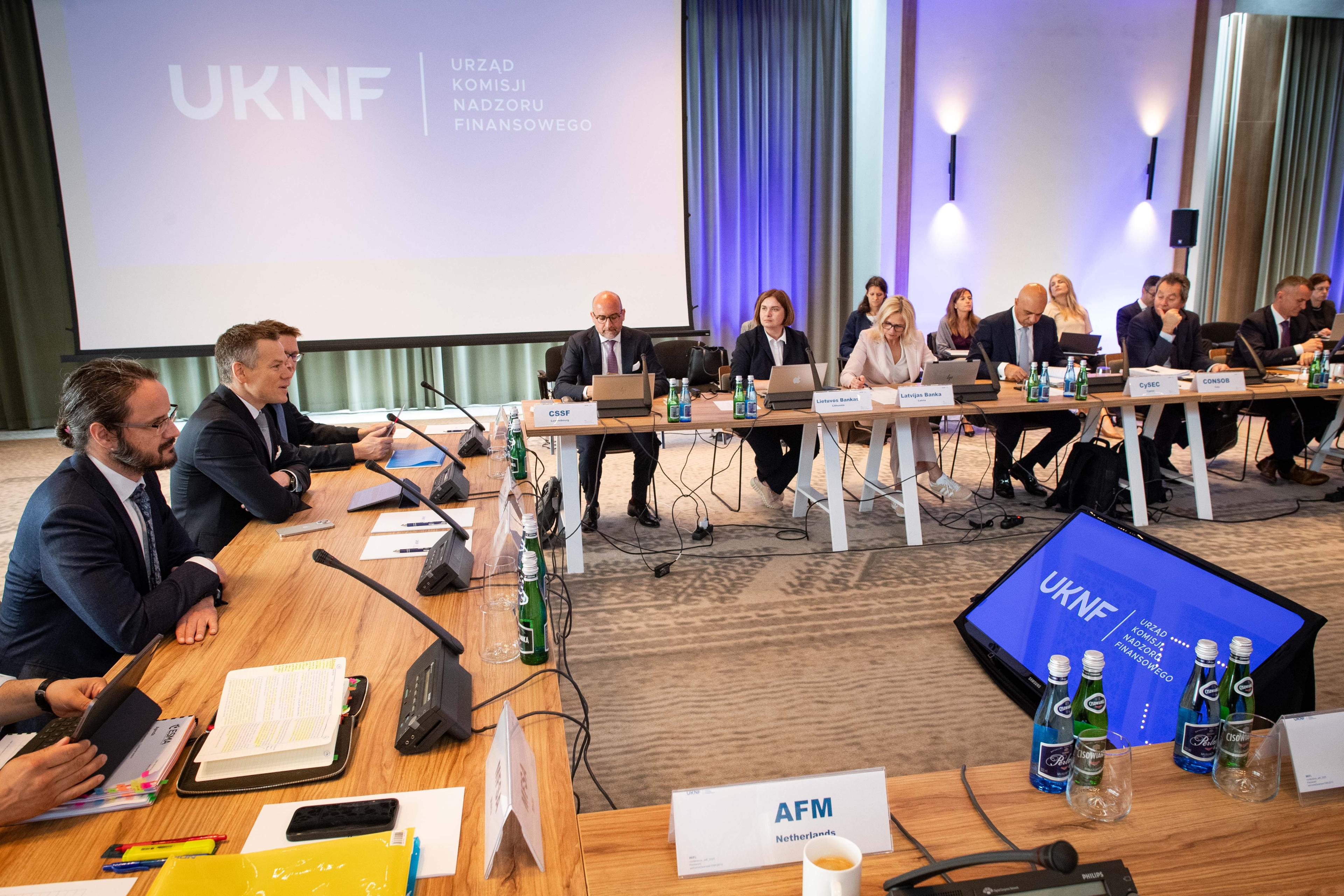 Jacek Jastrzębski na posiedzeniu Rady Organów Nadzoru ESMA