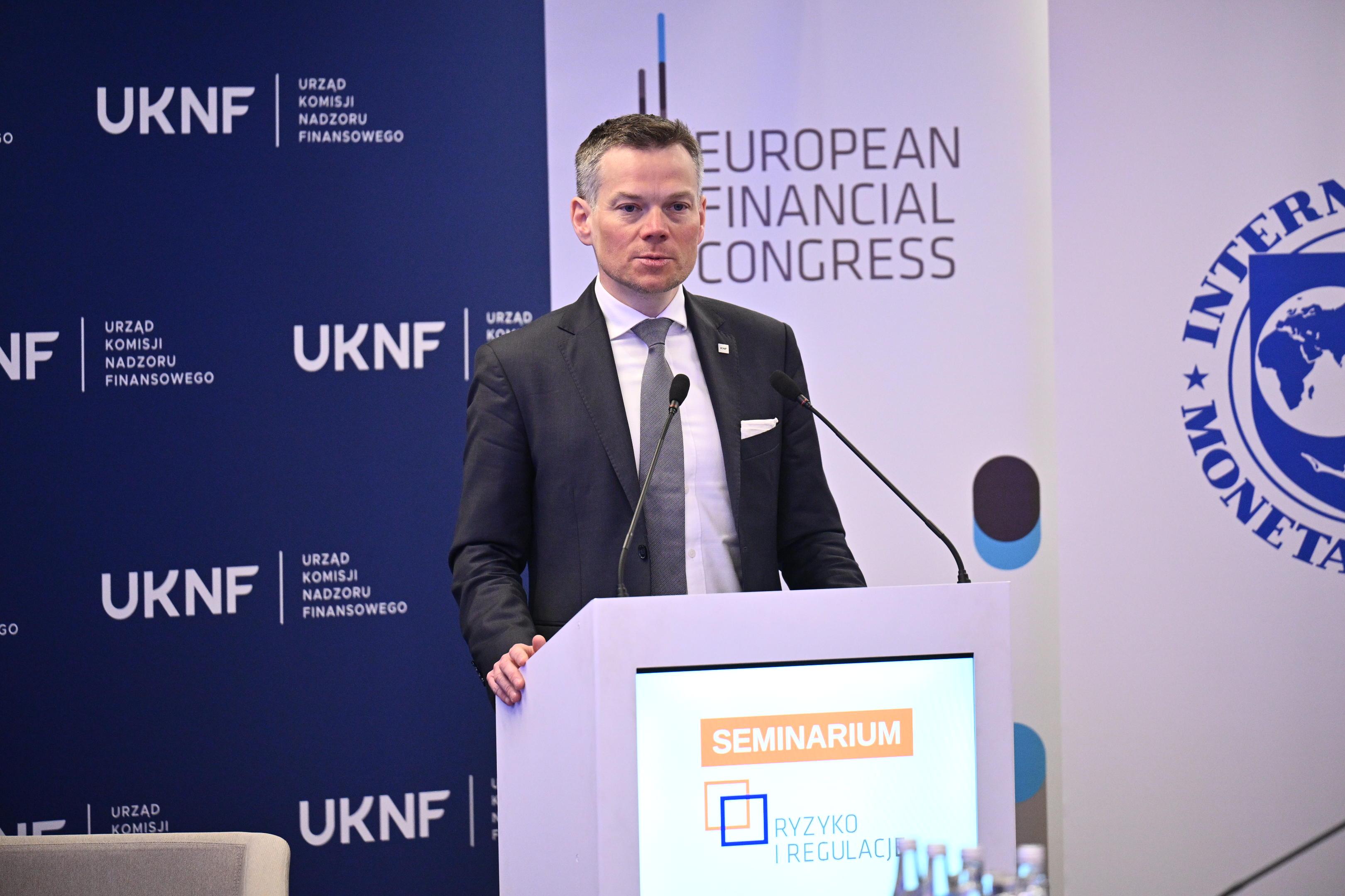 Jacek Jastrzębski otworzył seminarium „Ryzyko i Regulacje na Rynku Finansowym”-1