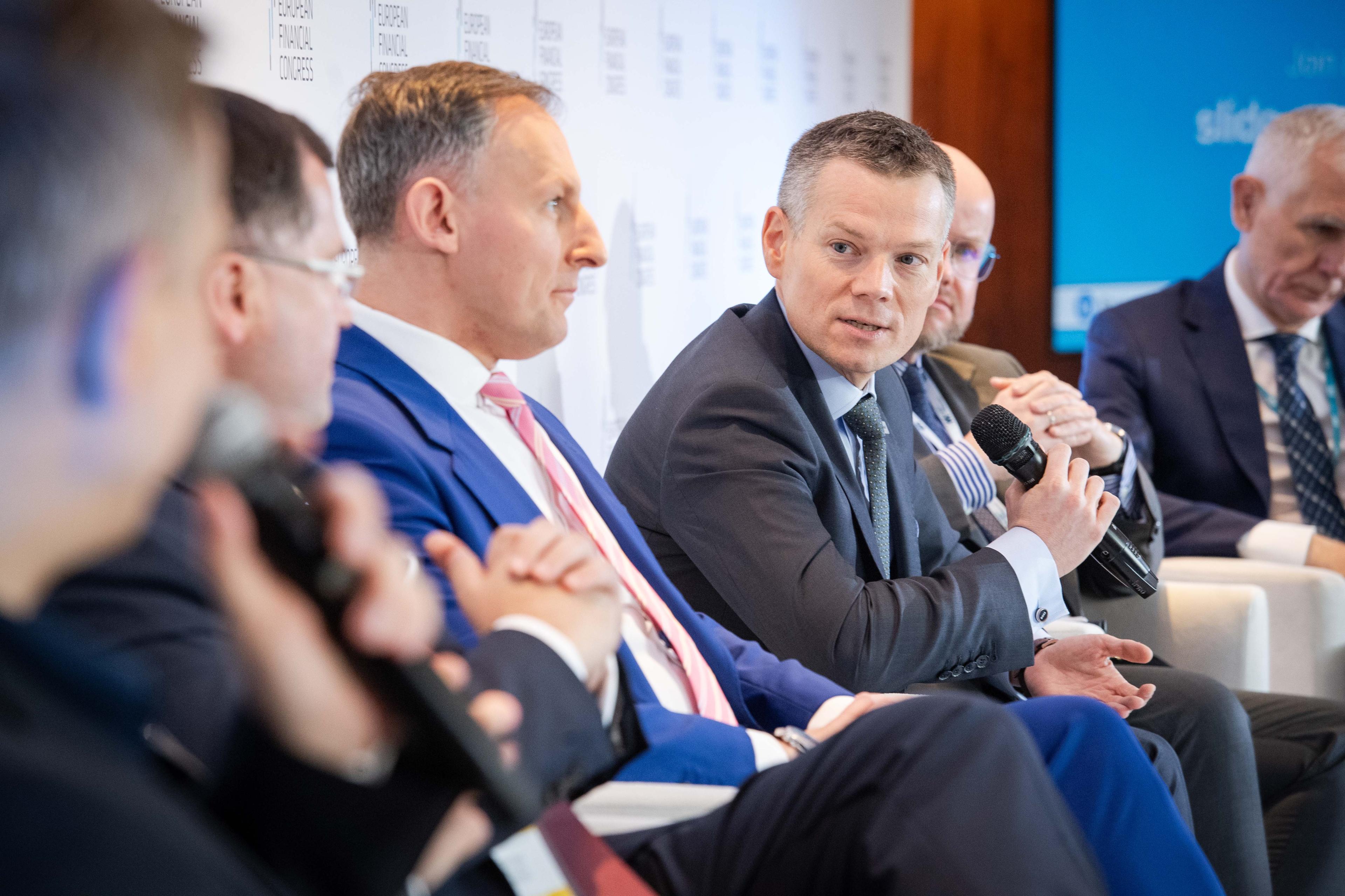 EKF: Jacek Jastrzębski w panelach o ochronie praw konsumentów oraz rozwoju sektora bankowego - 3