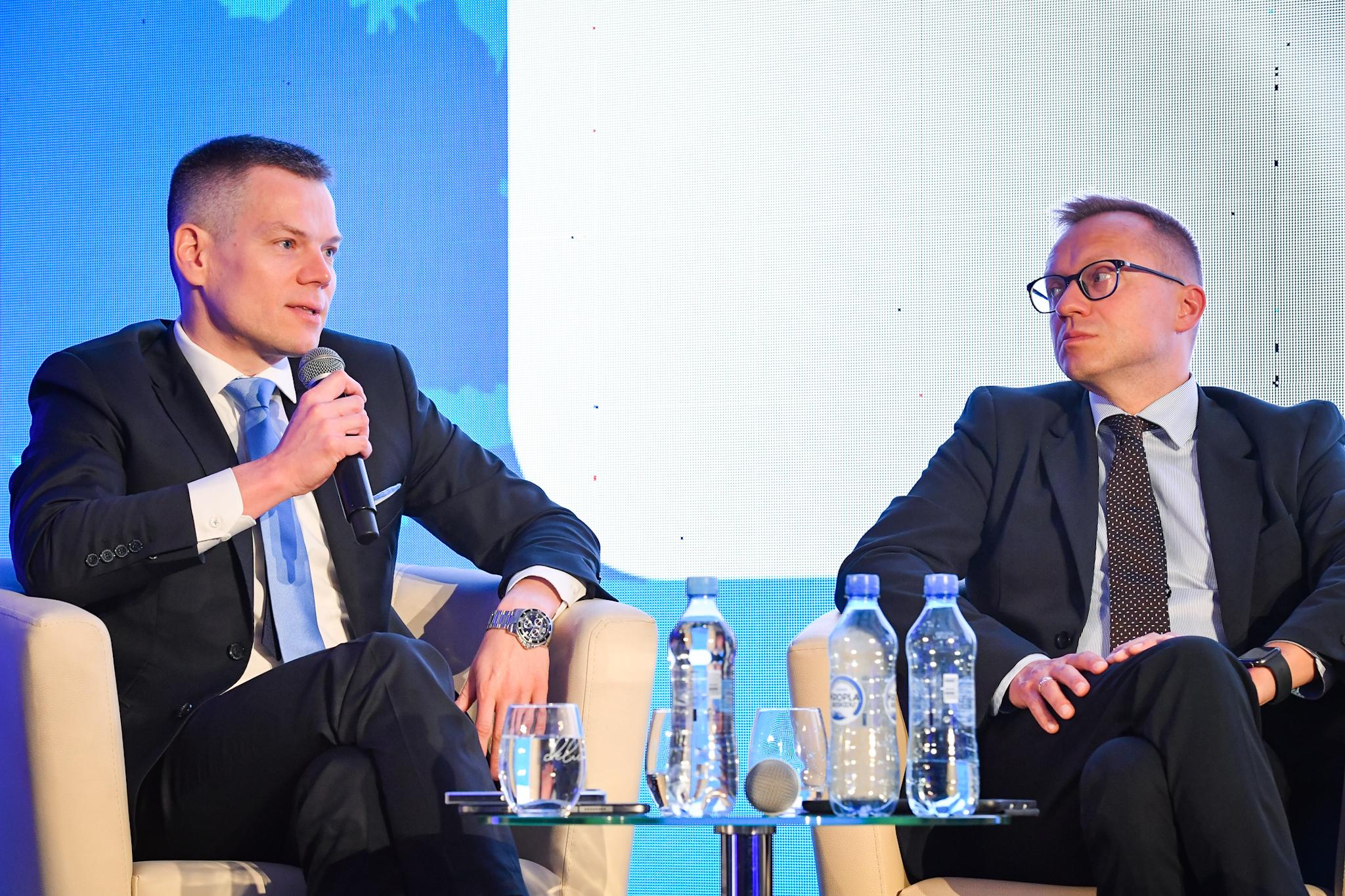 Jacek_Jastrzebski_wzial_udzial_w_panelu_na_XVII_Forum_Funduszy_IZFiA