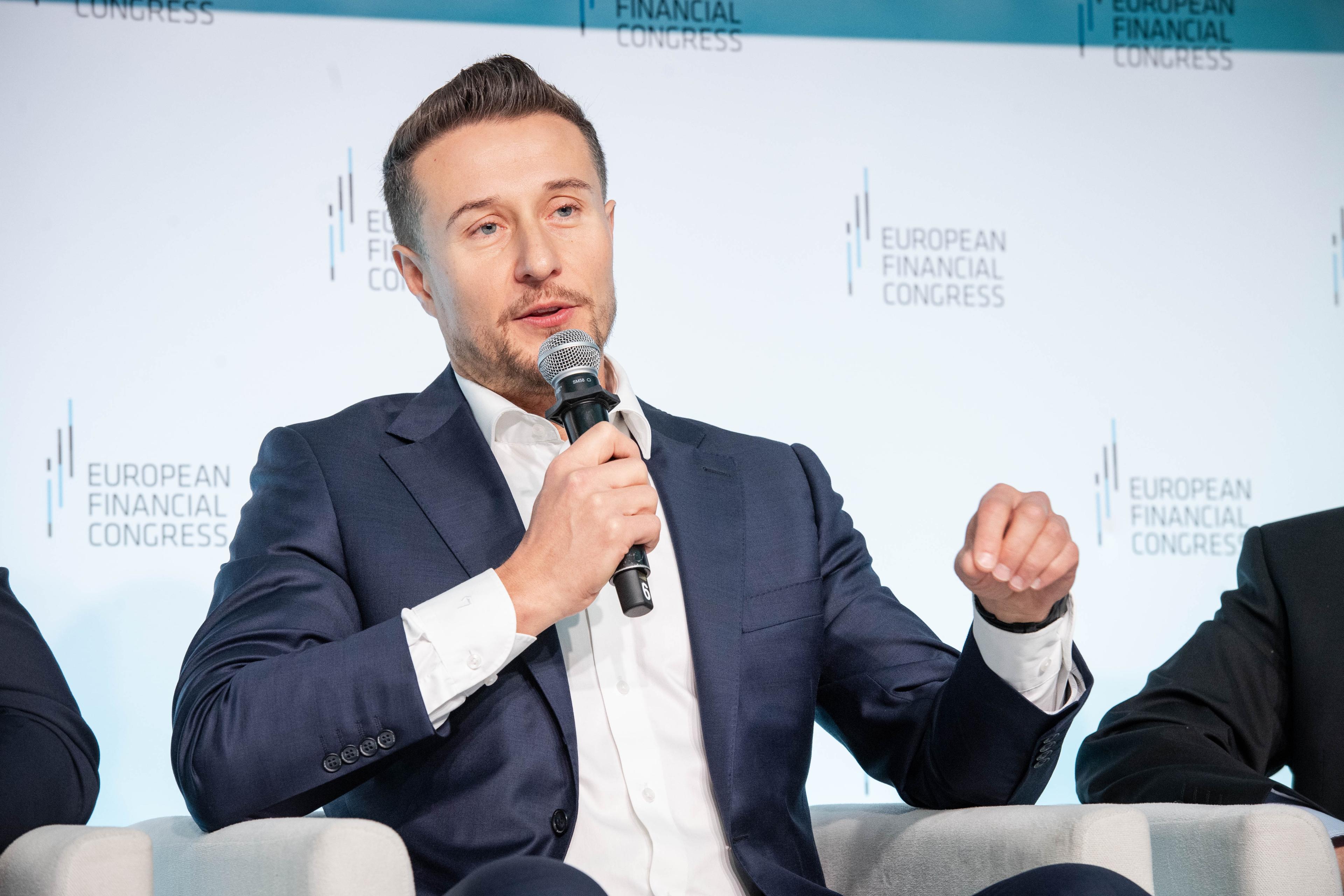 Krzysztof Dąbrowski na EKF w panelu o odporności sektora finansowego - 1