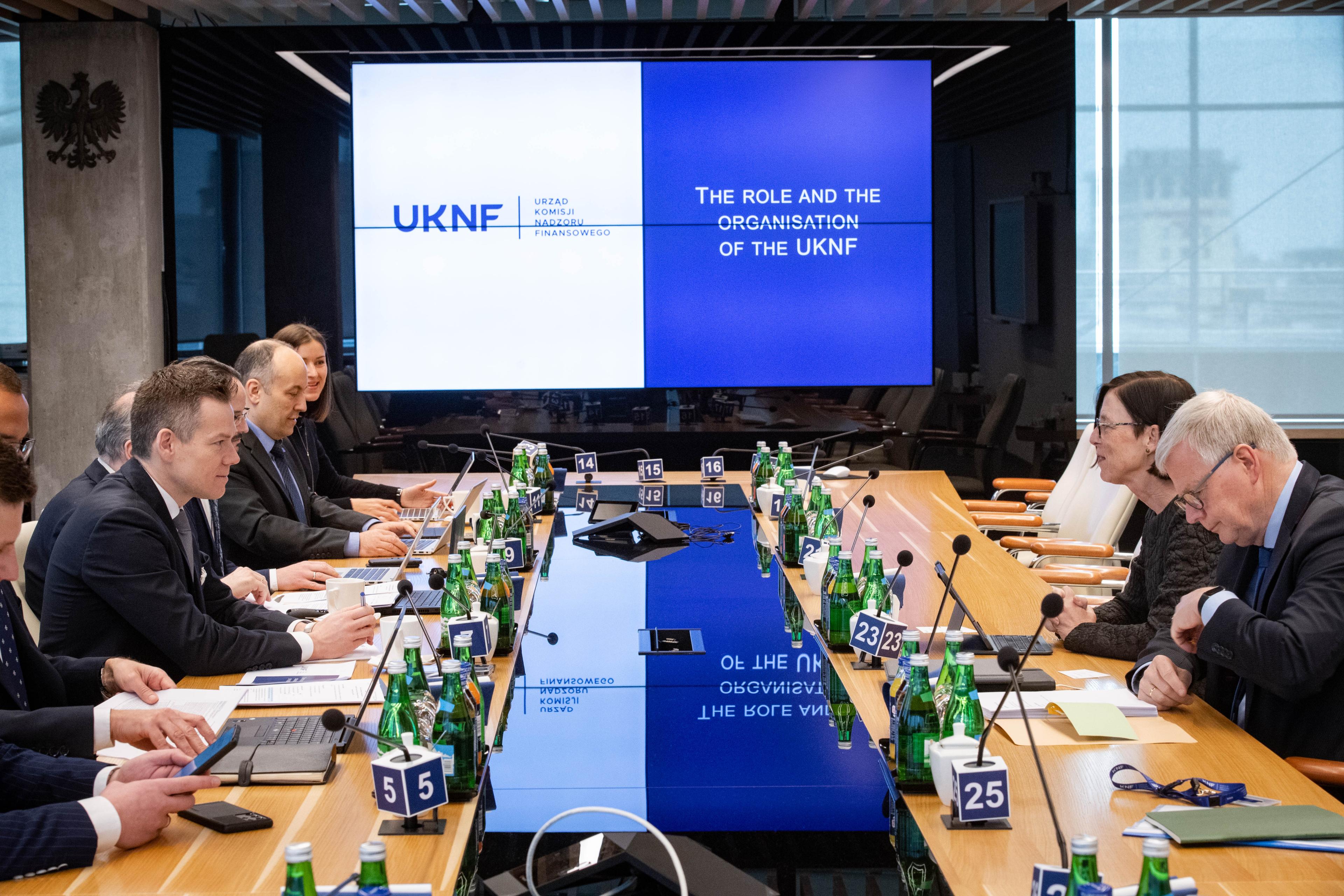 Spotkanie_z_Przewodniczaca_holenderskiego_organu_nadzoru.jpg Spotkanie_z_Przewodniczaca_holenderskiego_organu_nadzoru.jpg