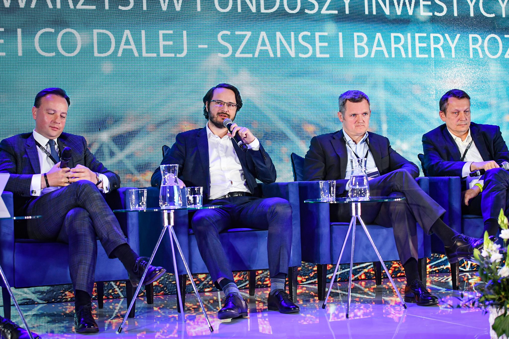 Uczestnicy_panelu_dyskusyjnego_podczas_Konferencji_IDM